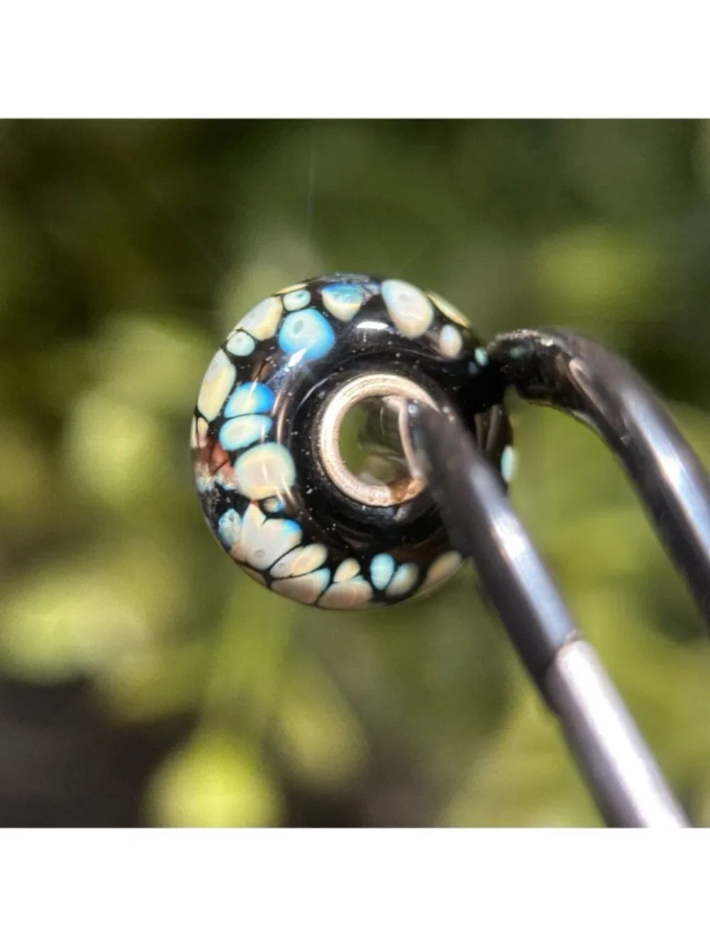 Trollbeads‎ Black Flower Mosaic Glass Bead - Picture 4 of 7
